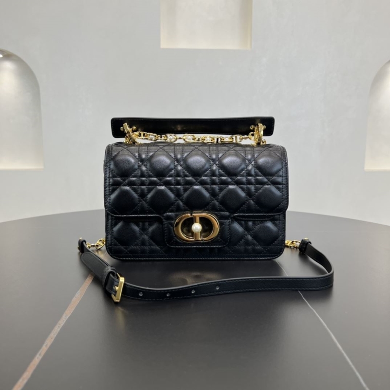 D*or top handle bags